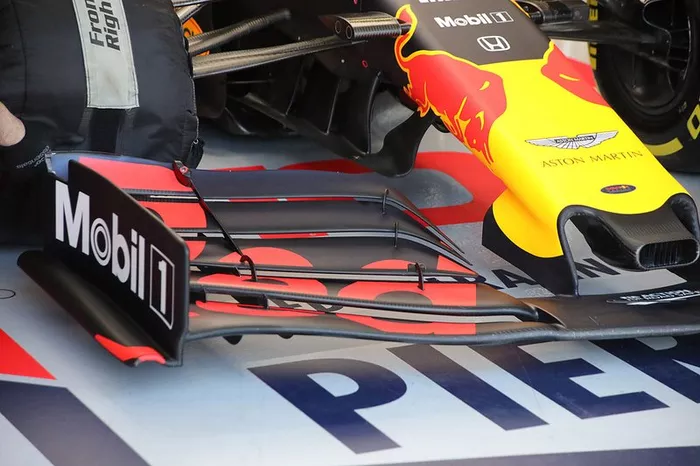 Red Bull Racing RB15 detalle del alerón delantero