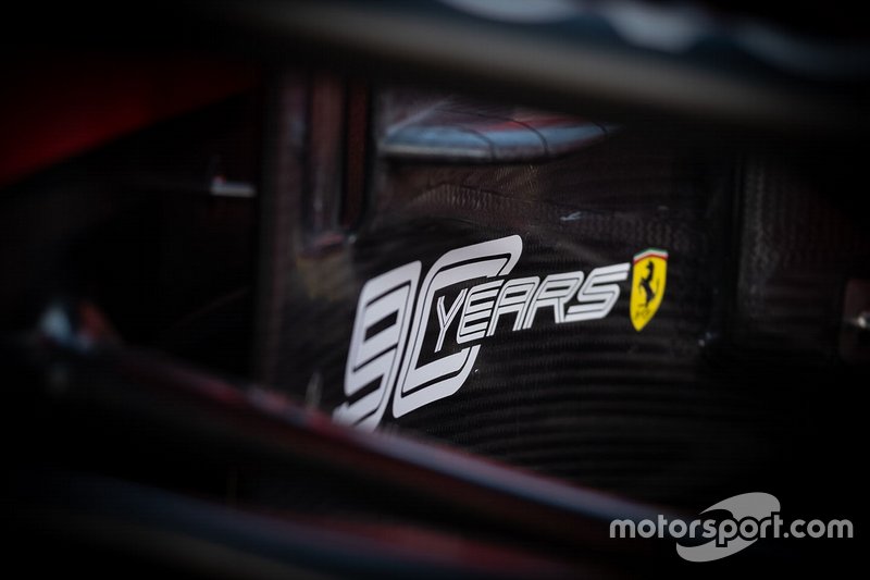 Ferrari SF90 90th anniversary logo