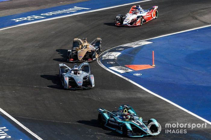 Nelson Piquet Jr., Panasonic Jaguar Racing, Jaguar I-Type 3 Edoardo Mortara, Venturi Formula E, Venturi VFE05, Andre Lotterer, DS TECHEETAH, DS E-Tense FE19 