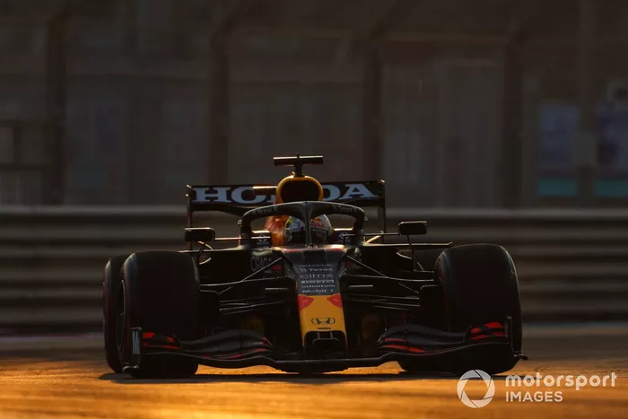 Max Verstappen, Red Bull Racing RB16B