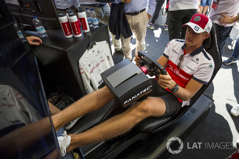Marcus Ericsson, Sauber on the simulator