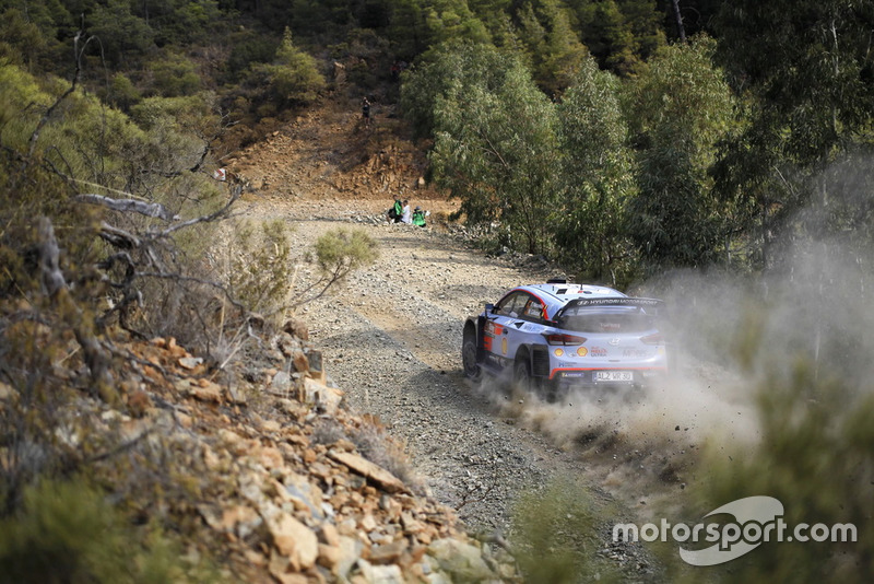 Thierry Neuville, Nicolas Gilsoul, Hyundai Motorsport Hyundai i20 Coupe WRC