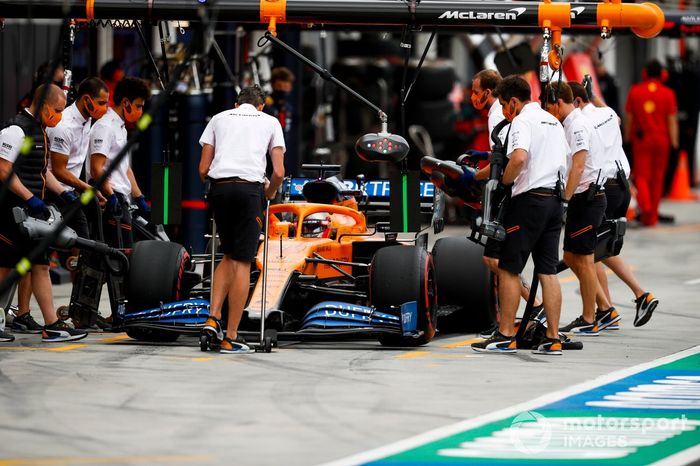 Carlos Sainz Jr., McLaren MCL35
