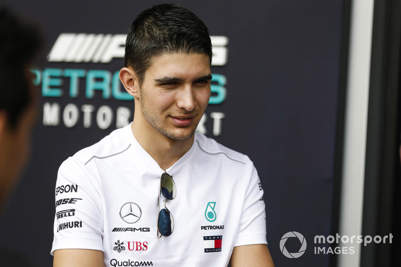 Резервний пілот Mercedes Естебан Окон