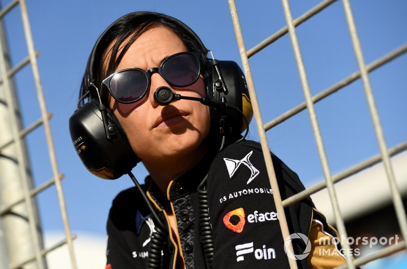 A DS TECHEETAH team member looks over to the grid from the pit wall