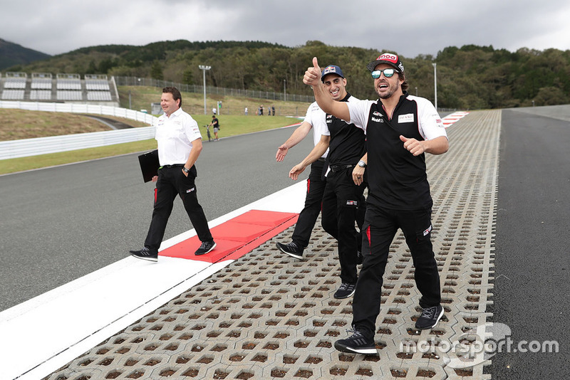 Sébastien Buemi, Fernando Alonso, Toyota Gazoo Racing