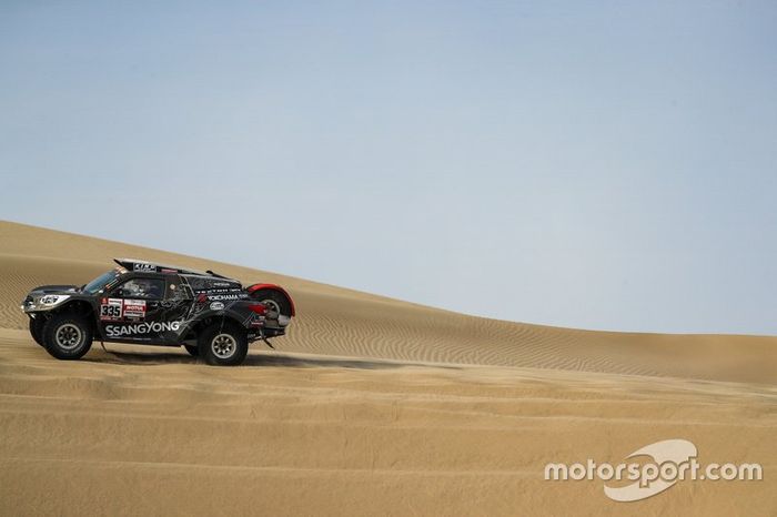 #335 Ssangyong: Oscar Fuertes, Diego Vallejo