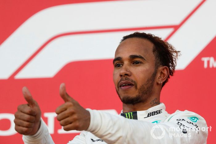 Podio: Ganador de la carrera Lewis Hamilton, Mercedes AMG F1