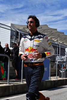 Daniel Ricciardo, Red Bull Racing runs