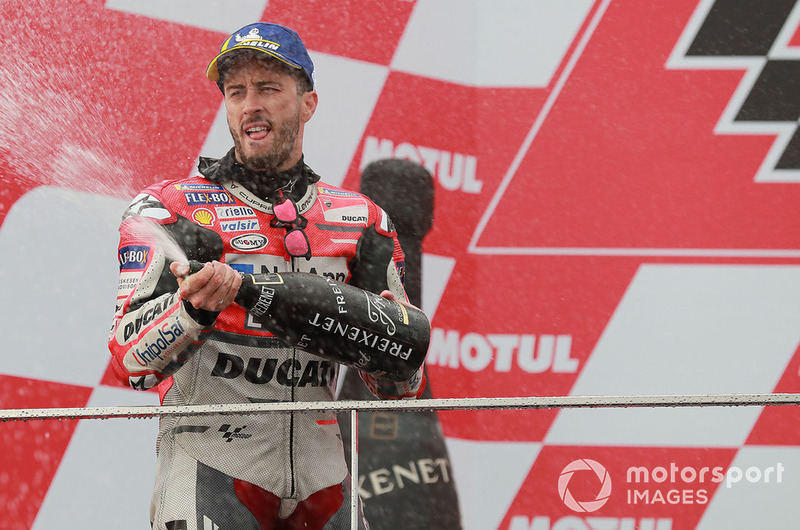 Подіум: переможець гонки Андреа Довіціозо, Ducati Team