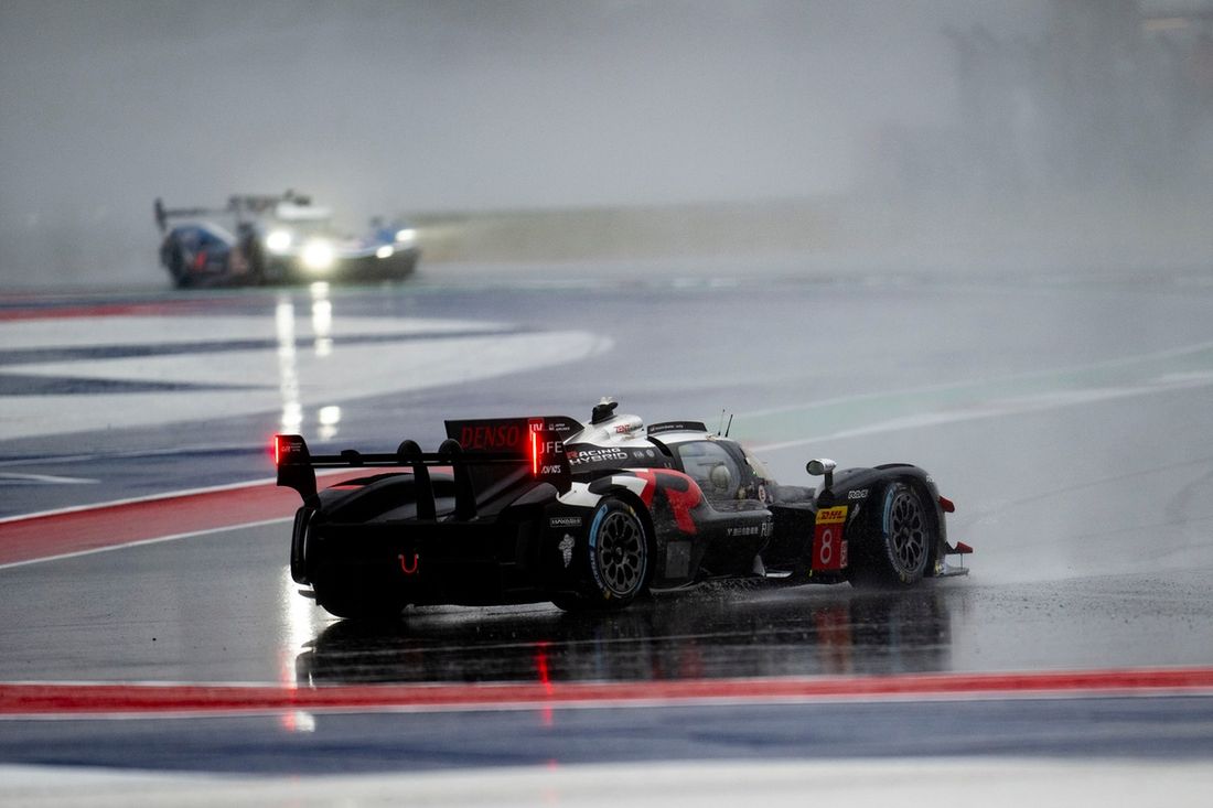 #8 Toyota Gazoo Racing Toyota GR010 - Hybrid: Sébastien Buemi, Brendon Hartley, Ry? Hirakawa