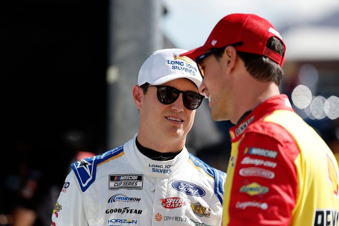 Zane Smith, Front Row Motorsports Ford, Joey Logano, Team Penske Ford