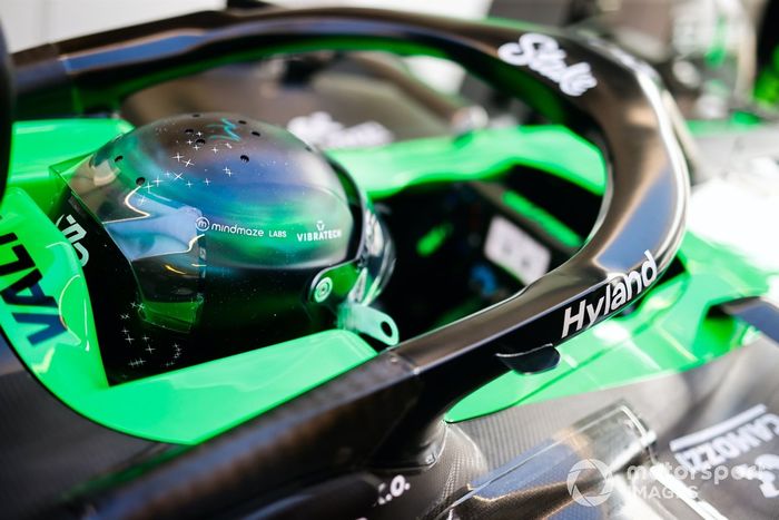 Valtteri Bottas, Stake F1 Team Kick Sauber, en su cabina