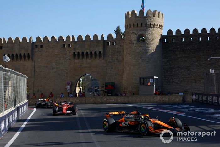 Oscar Piastri, McLaren MCL38, Charles Leclerc, Ferrari SF-24, Sergio Pérez, Red Bull Racing RB20