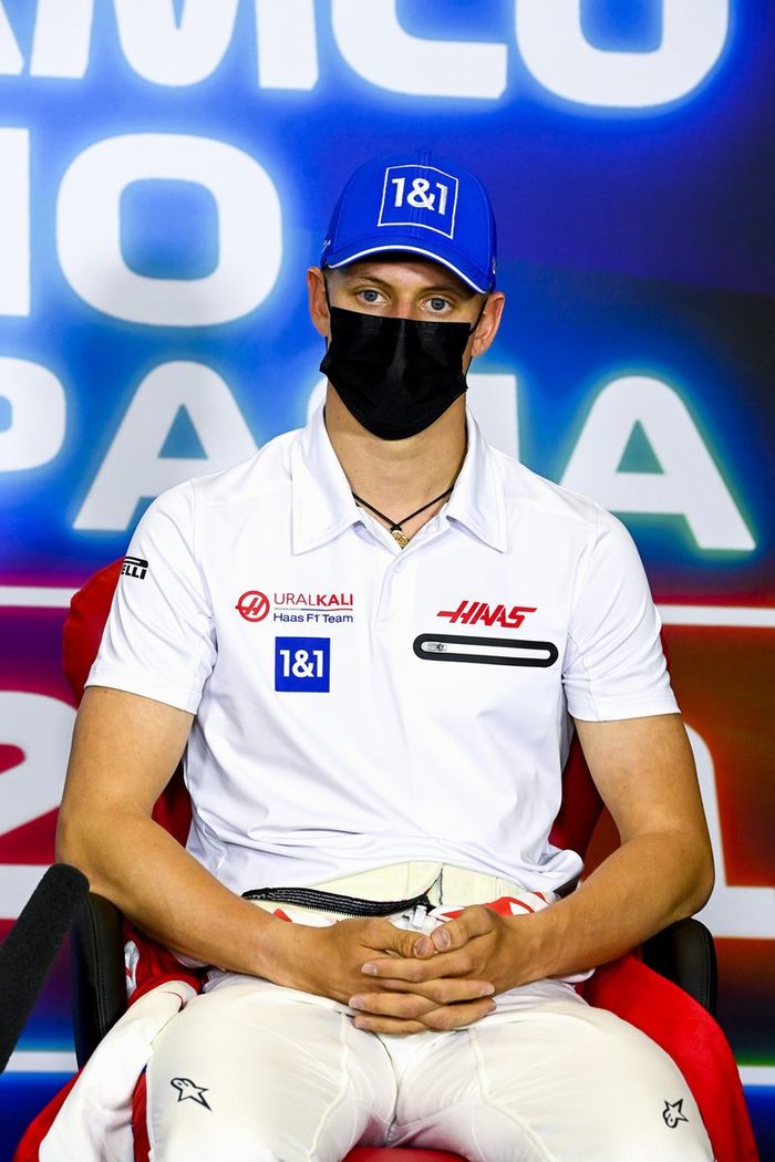 Mick Schumacher, Haas F1  en la conferencia de prensa