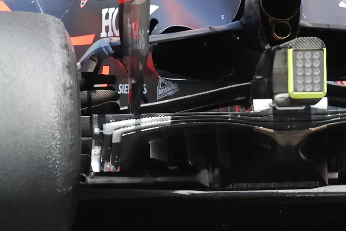 Difusor serrado del Red Bull Racing RB16B