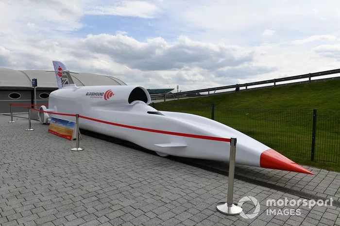 Bloodhound LSR 