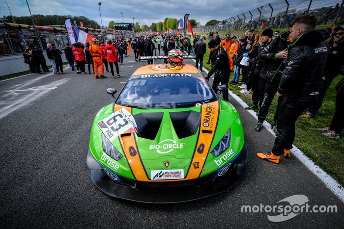 #63 GRT Grasser Racing Team Lamborghini Huracan GT3 2019: Mirko Bortolotti, Christian Engelhart