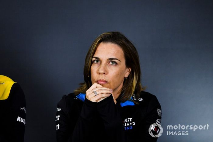 5. A tampa de bueiro em Baku