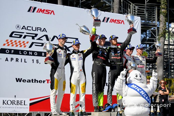 #14 Vasser Sullivan Lexus RC F GT3: Jack Hawksworth, Ben Barnicoat