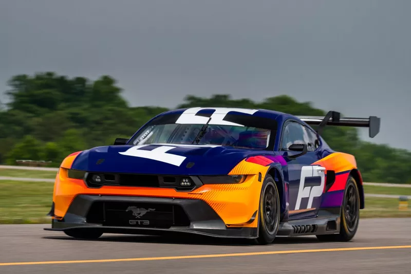 フォード・マスタングGT3