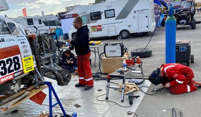 Tomas Ourednicek i David Kripal, Ford Ranger