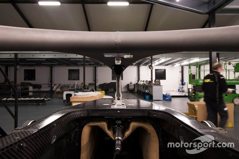 MP Motorsport F2, halo