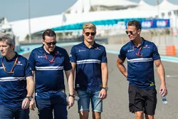 Marcus Ericsson, Sauber walks the track
