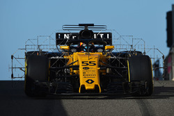 Carlos Sainz Jr., Renault Sport F1 Team RS17 aero sensörü ile