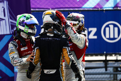 Jean-Eric Vergne, Techeetah, vincitore, seguito da Lucas Di Grassi, Audi Sport ABT Schaeffler, Daniel Abt, Audi Sport ABT Schaeffler
