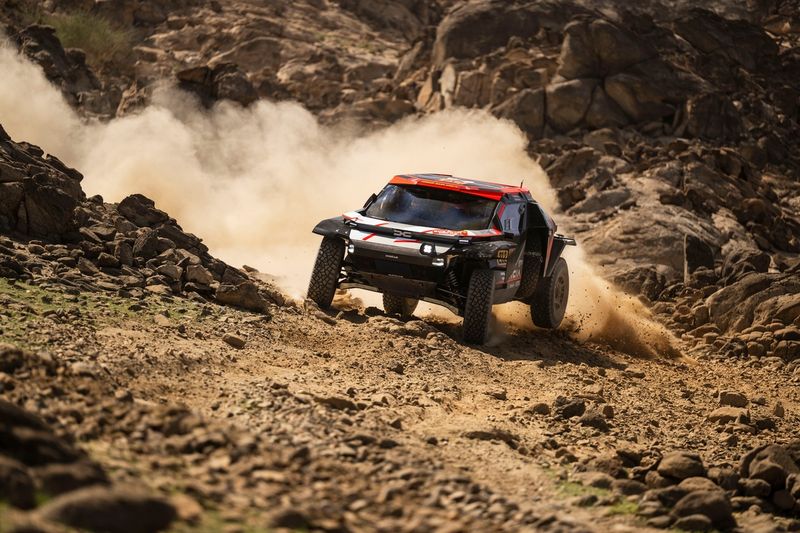 #212 I Dacia Sandriders Dacia: Cristina Gutierrez, Pablo Moreno Huete