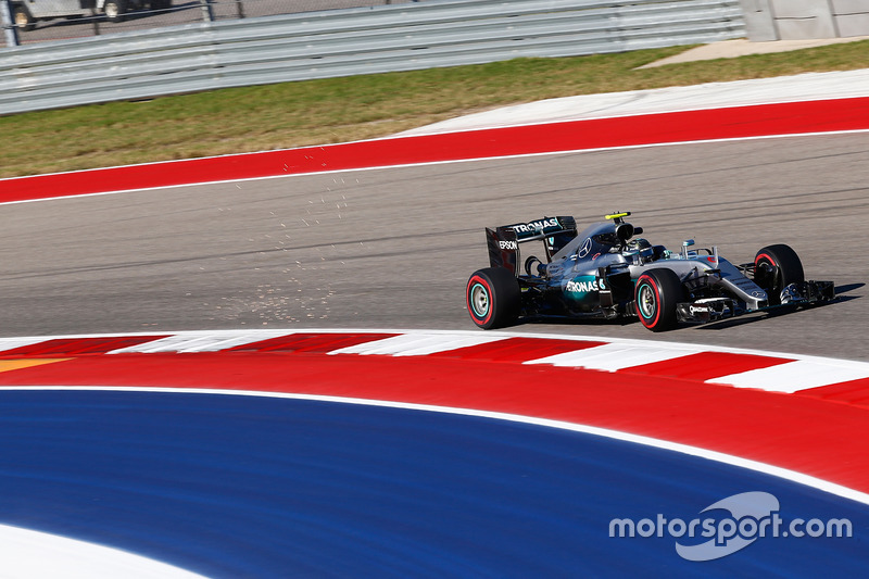 2. Nico Rosberg, Mercedes AMG F1 W07 Hybrid