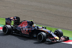 Карлос Сайнс-мол., Scuderia Toro Rosso STR11