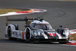 #1 Porsche Team Porsche 919 Hybrid: Тімо Бернхард, Марк Веббер, Брендон Хартлі