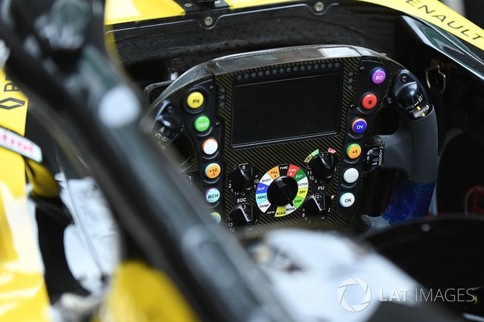 Renault Sport F1 Team R.S. 18 volante