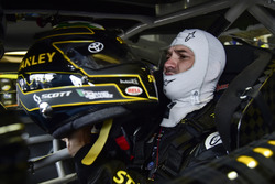 Daniel Suarez, Joe Gibbs Racing, Toyota Camry STANLEY Children's Miracle Network Hospitals National