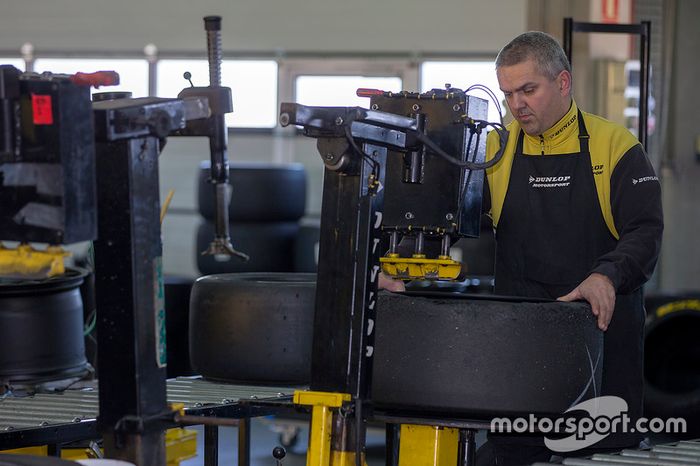 Miembros del equipo Dunlop