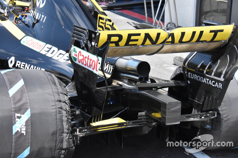 Заднее антикрыло Renault RS18
