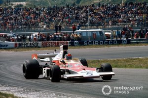 Emerson Fittipaldi, McLaren M23 Ford