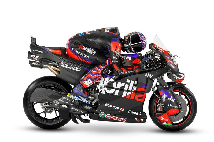 Lorenzo Savadori, Aprilia Racing