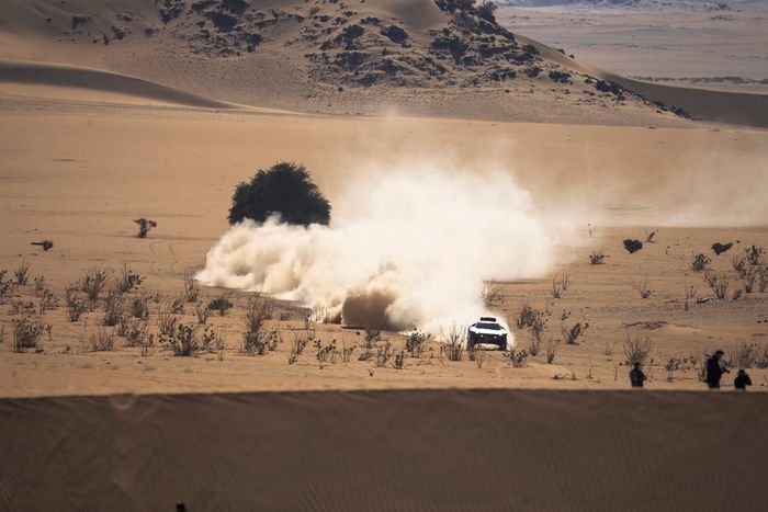 #202 Team Audi Sport Audi: Carlos Sainz, Lucas Cruz