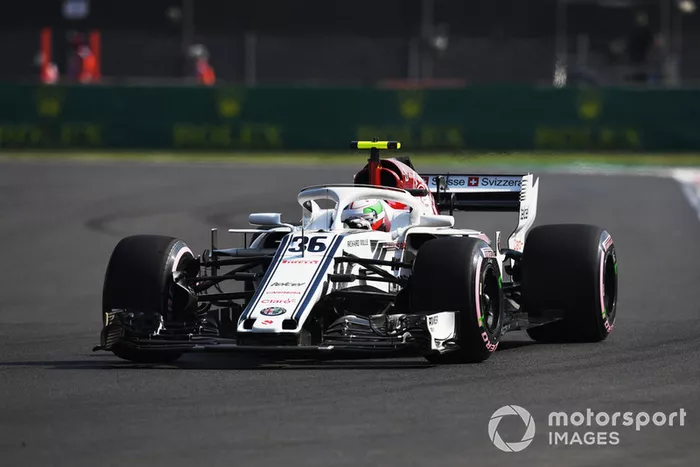 17. Antonio Giovinazzi, Sauber C37 