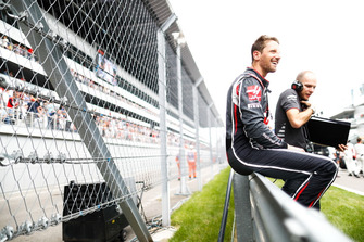 Romain Grosjean, Haas F1 Team, on the grid