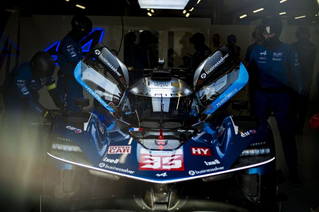 #35 Alpine Endurance Team Alpine A424: Paul-Loup Chatin, Ferdinand Habsburg, Charles Milesi