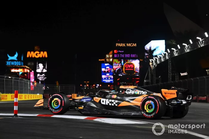 Oscar Piastri, McLaren MCL38 