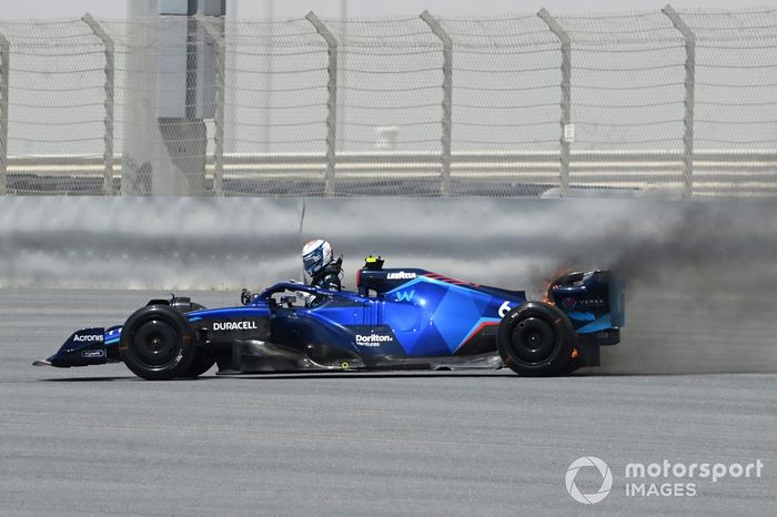 Nicholas Latifi, Williams FW44, para después del fuego en su monoplaza