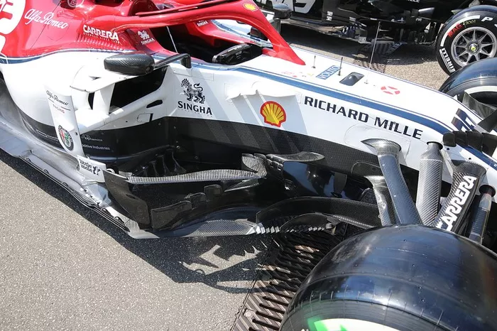 Detalle de los pontones del Alfa Romeo Racing C38