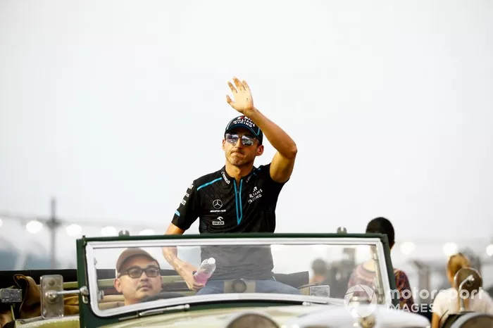 6. Declínio mesmo após troca pertinente de pilotos 