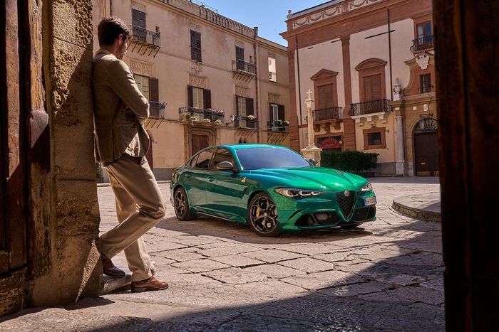 Alfa Romeo Giulia Q 100° Anniversario