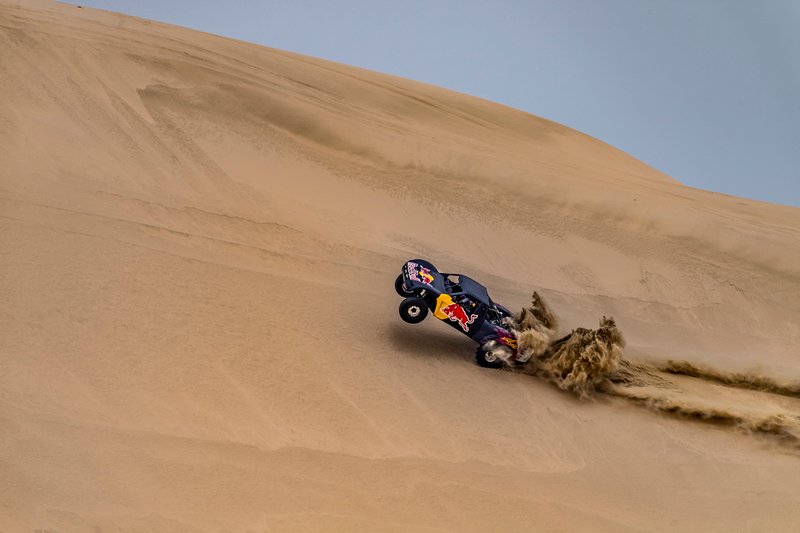 Nasser Al Attiyah y Jorge Lorenzo